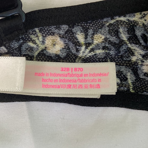 Victoria's Secret PINK Wear Everywhere Push-Up Bra Lace - Picture 3 of 4